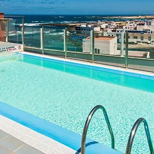 Casa Mika Oliastur 25 Apartment