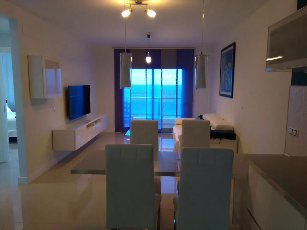 Ocean Front Apartment Tetir